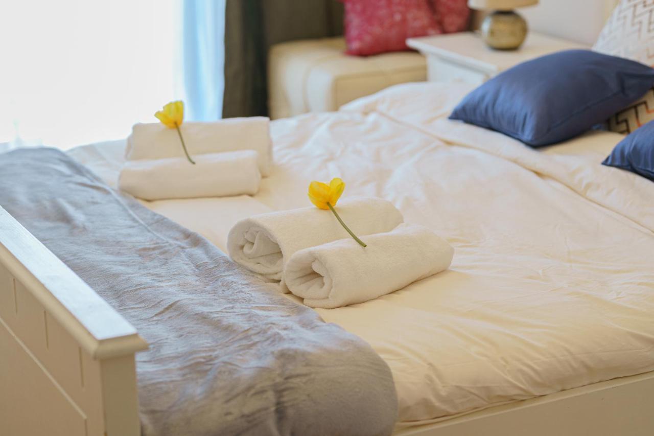 5* Mansion In City Center Cluj-Napoca Eksteriør billede